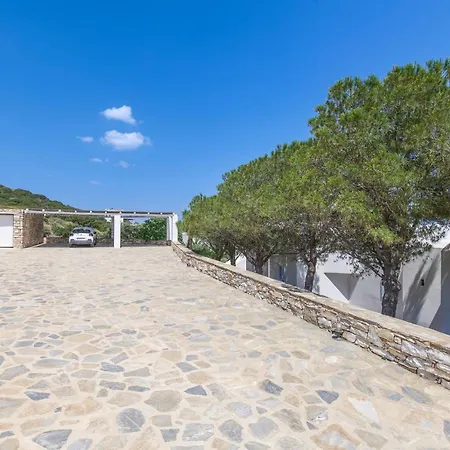 Rossi Paros Luxury And Apartmán Drios
