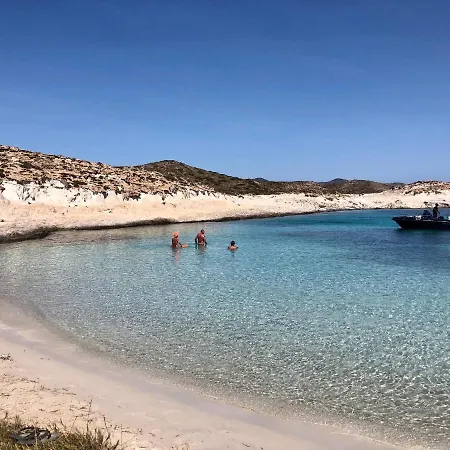 Rossi Paros Luxury And 아파트 드리오스