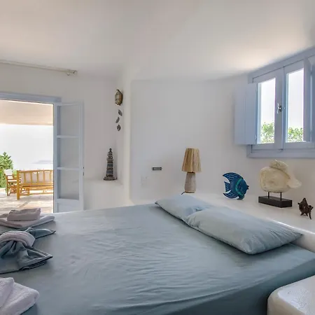 Rossi Paros Luxury And *